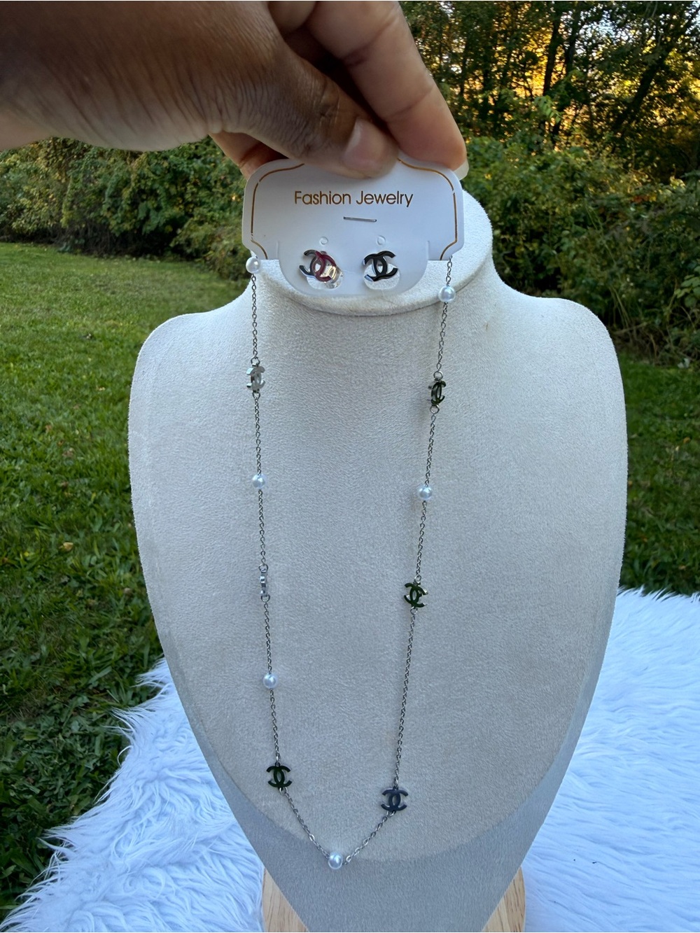 Silver-Tone Chain Necklace with Pearl Accents - Fashion Jewelry